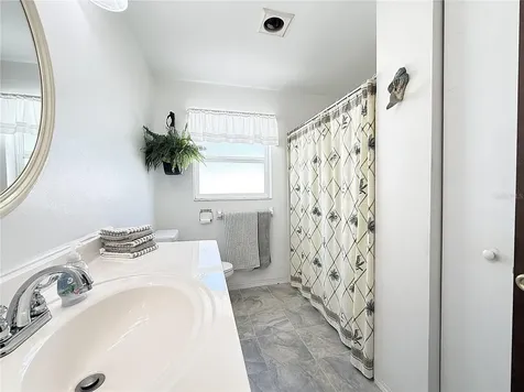 13569 91st Avenue Seminole FL 33776