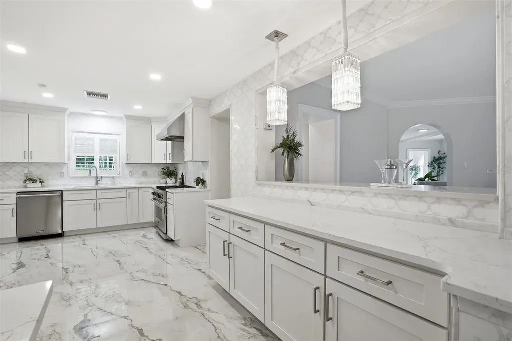 190 Bosphorous Avenue Tampa FL 33606