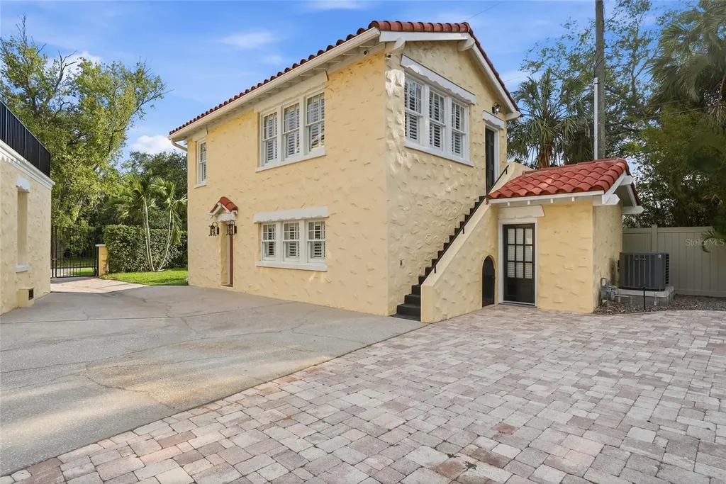 190 Bosphorous Avenue Tampa FL 33606