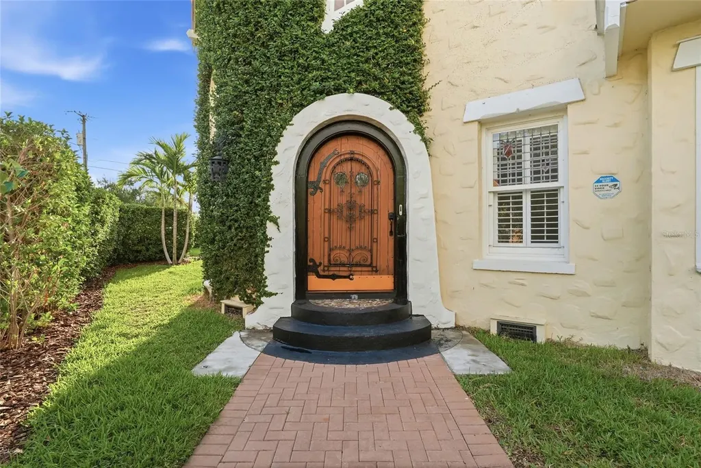 190 Bosphorous Avenue Tampa FL 33606