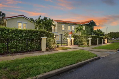 190 Bosphorous Avenue Tampa FL 33606