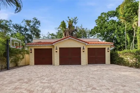 190 Bosphorous Avenue Tampa FL 33606