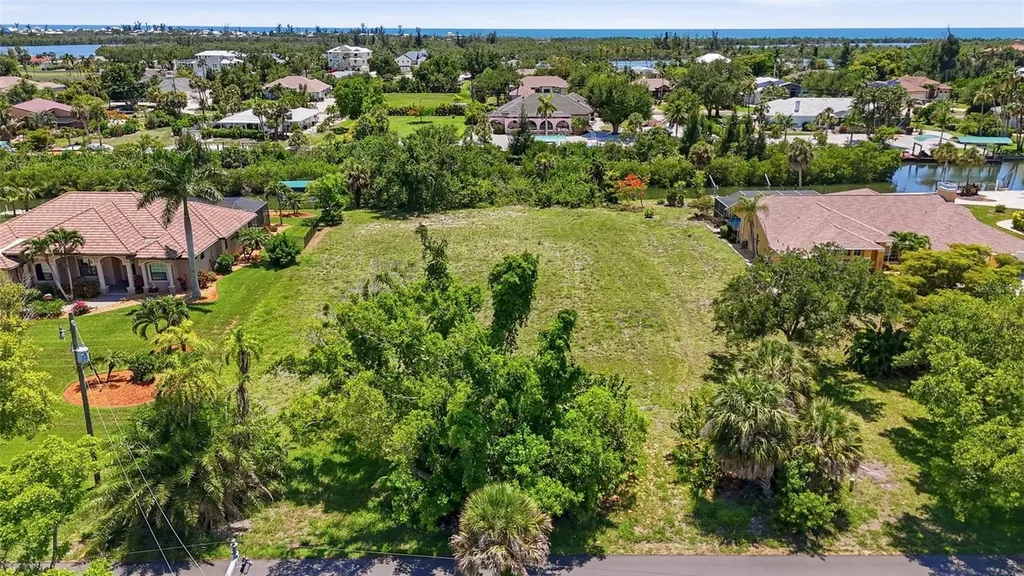 305 Spaniards Road Placida FL 33946