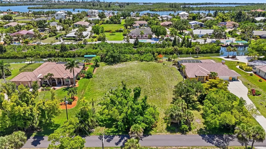 305 Spaniards Road Placida FL 33946