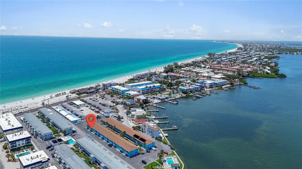 117 7th Street N Bradenton Beach FL 34217