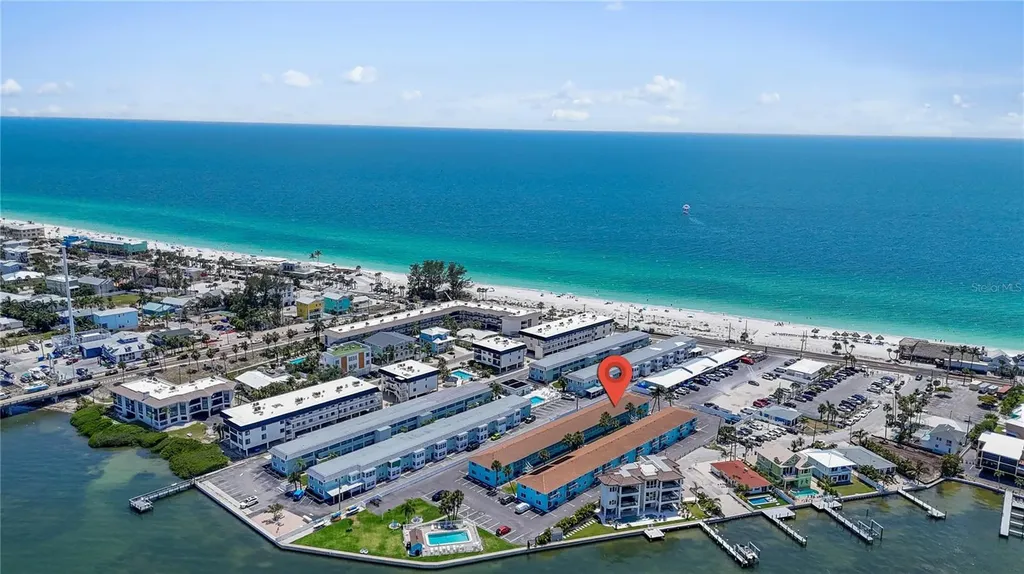 117 7th Street N Bradenton Beach FL 34217