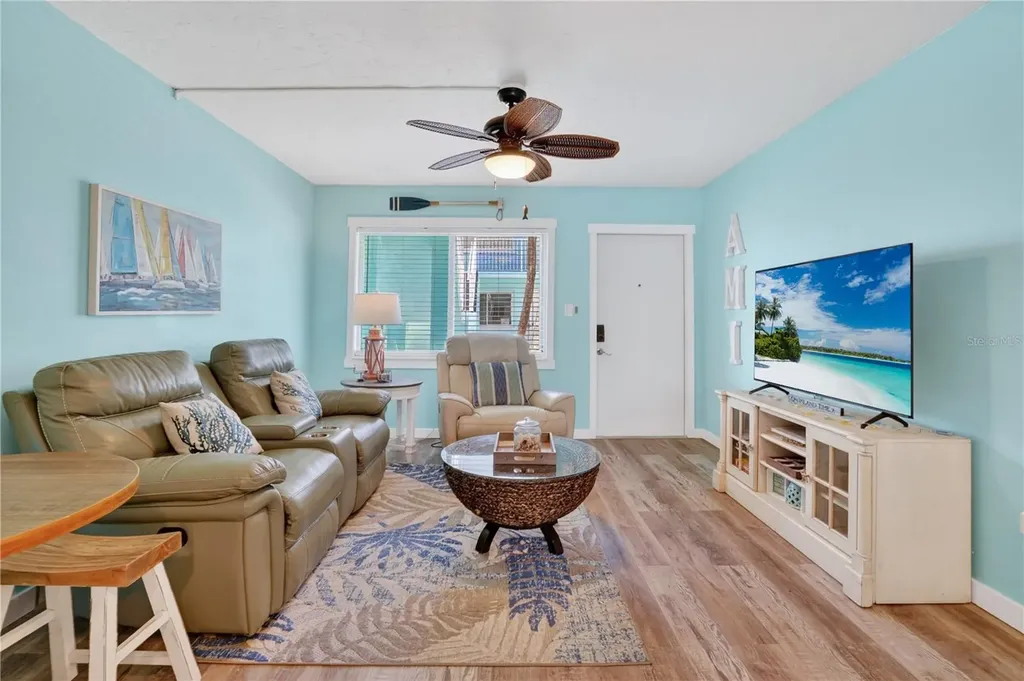 117 7th Street N Bradenton Beach FL 34217