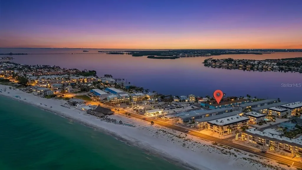 117 7th Street N Bradenton Beach FL 34217