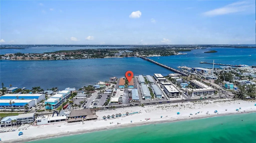 117 7th Street N Bradenton Beach FL 34217