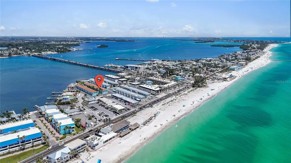 117 7th Street N Bradenton Beach FL 34217