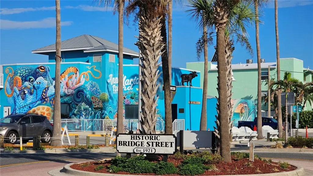 117 7th Street N Bradenton Beach FL 34217