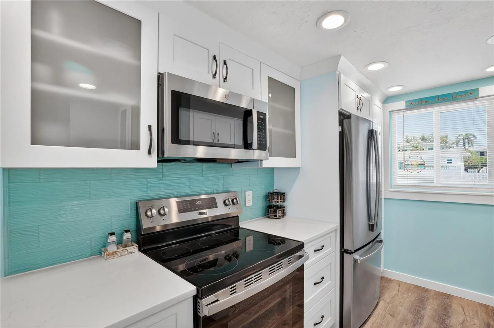 117 7th Street N Bradenton Beach FL 34217