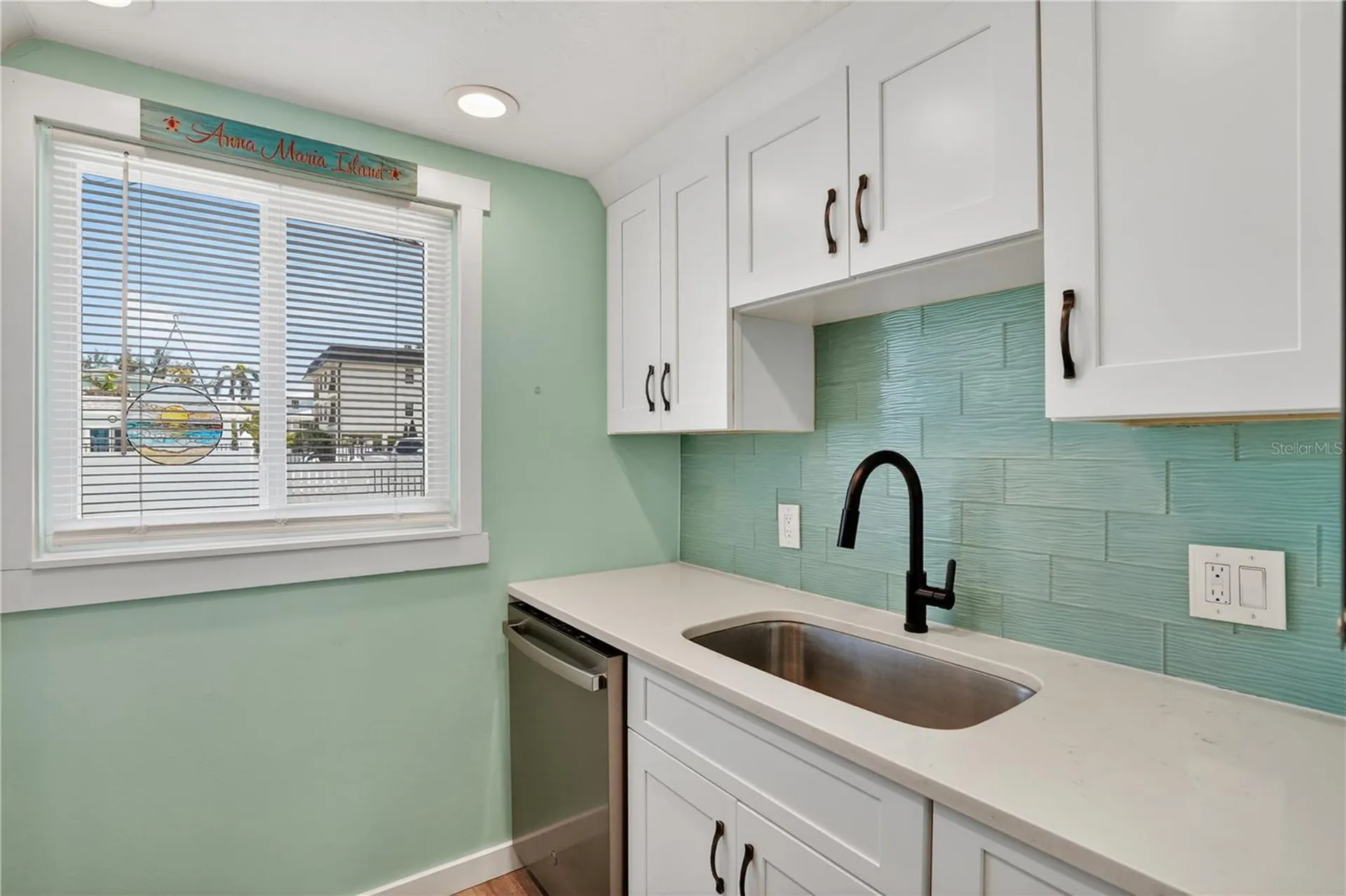 117 7th Street N Bradenton Beach FL 34217