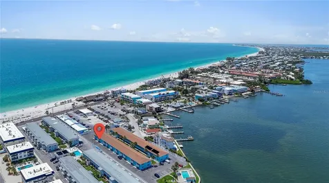 117 7th Street N Bradenton Beach FL 34217