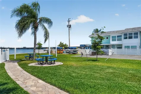 117 7th Street N Bradenton Beach FL 34217