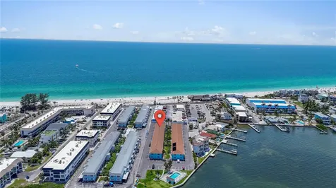 117 7th Street N Bradenton Beach FL 34217