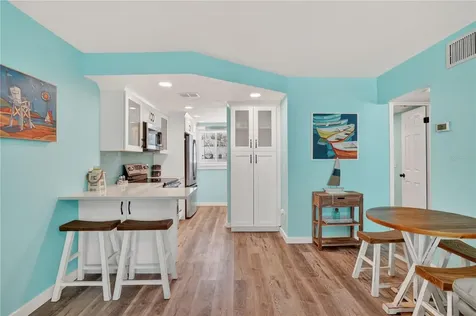 117 7th Street N Bradenton Beach FL 34217