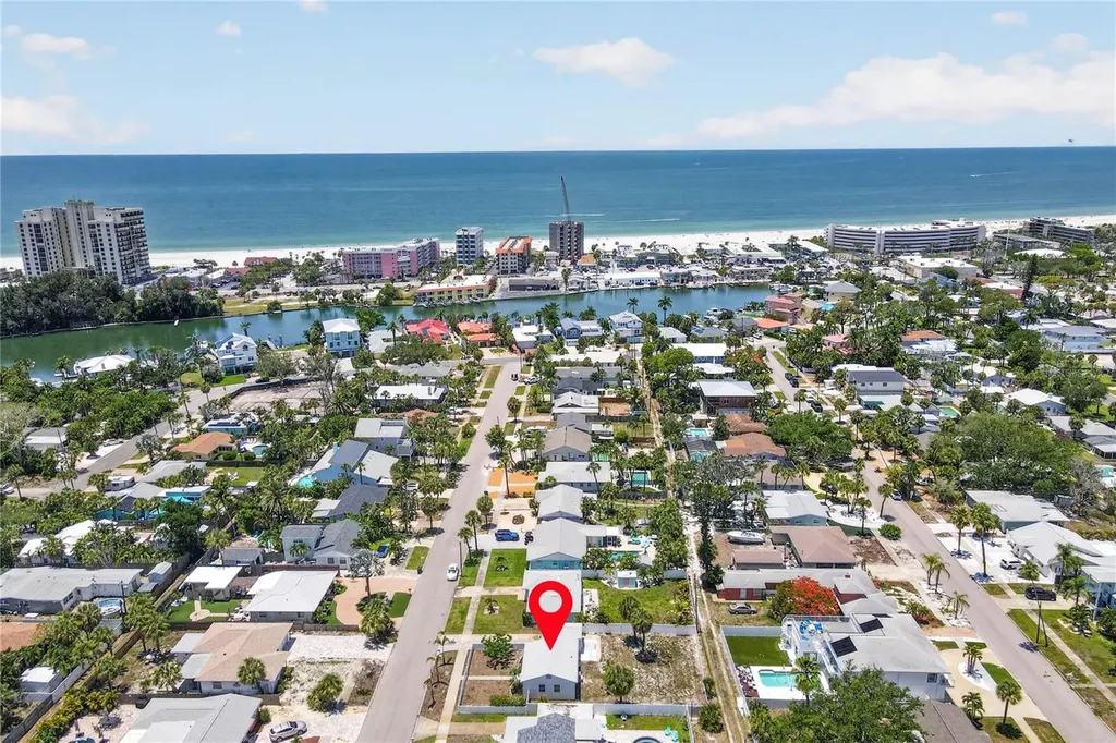 260 42nd Avenue St Pete Beach FL 33706