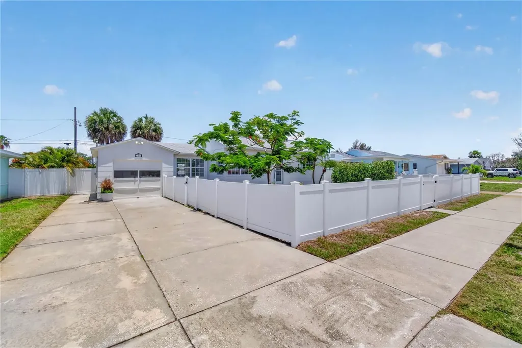 260 42nd Avenue St Pete Beach FL 33706