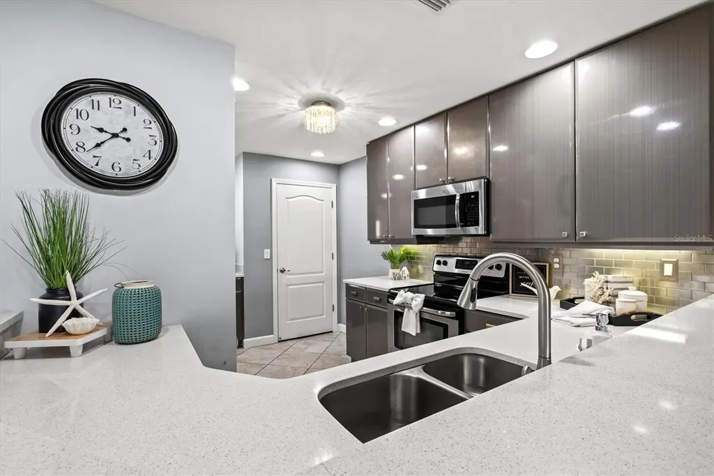 6626 7th Avenue Circle W Bradenton FL 34209