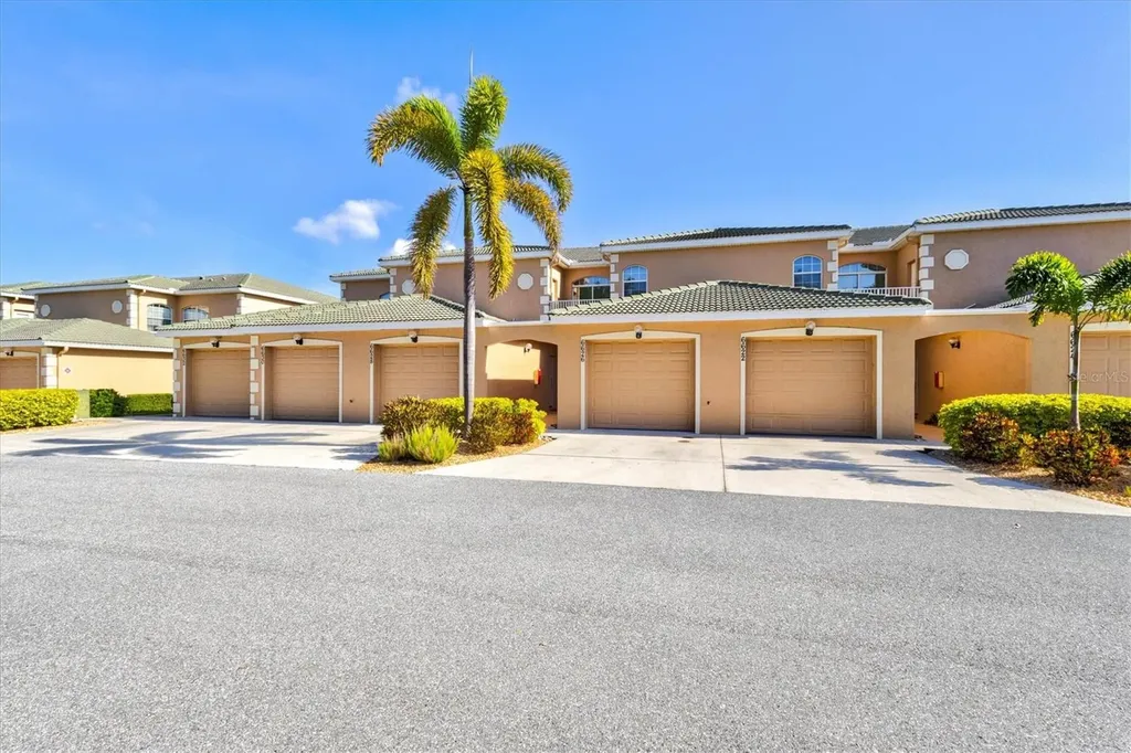 6626 7th Avenue Circle W Bradenton FL 34209