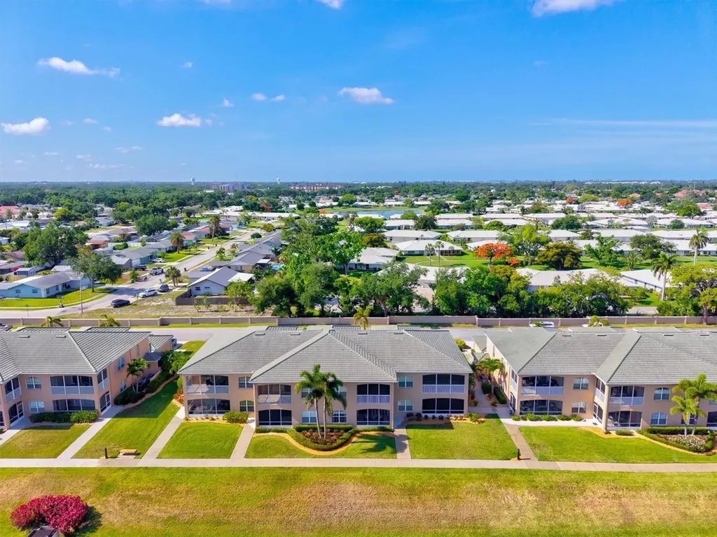 6626 7th Avenue Circle W Bradenton FL 34209