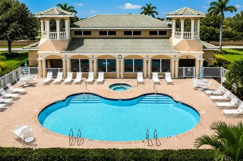 6626 7th Avenue Circle W Bradenton FL 34209