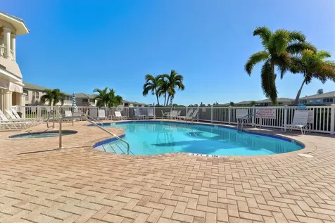 6626 7th Avenue Circle W Bradenton FL 34209