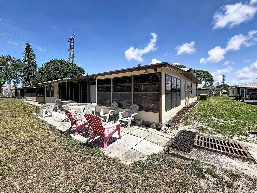 24862 Us Highway 19 N Clearwater FL 33763