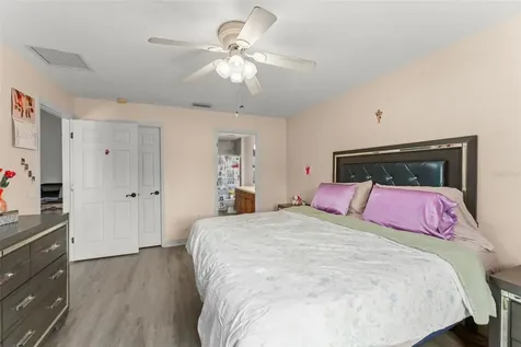 1923 Manatee Drive Poinciana FL 34759