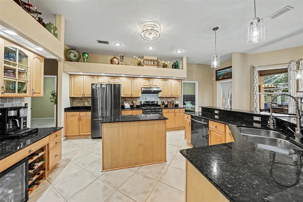 2305 Valrico Forest Drive Valrico FL 33594