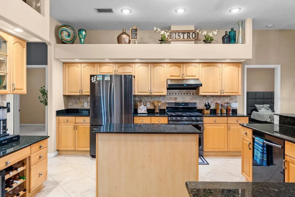 2305 Valrico Forest Drive Valrico FL 33594