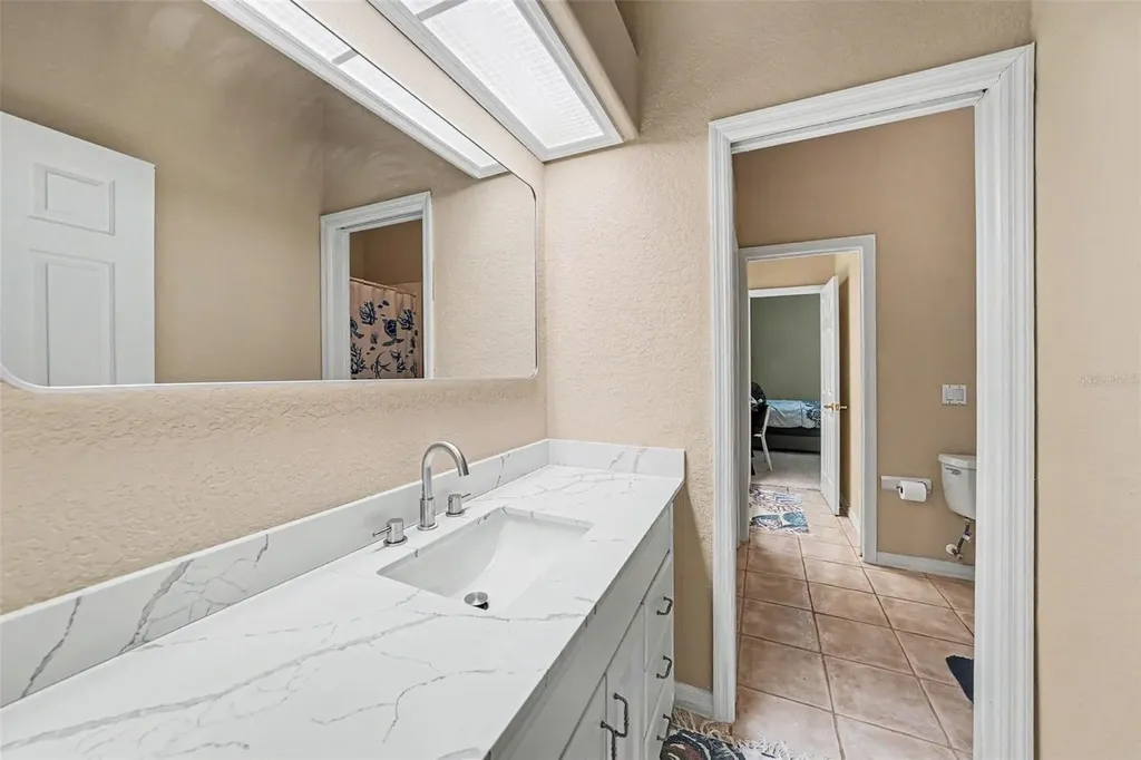 2305 Valrico Forest Drive Valrico FL 33594