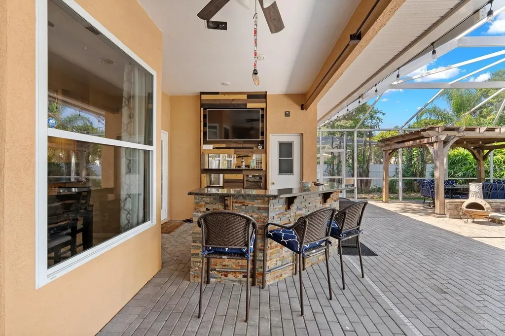 2305 Valrico Forest Drive Valrico FL 33594