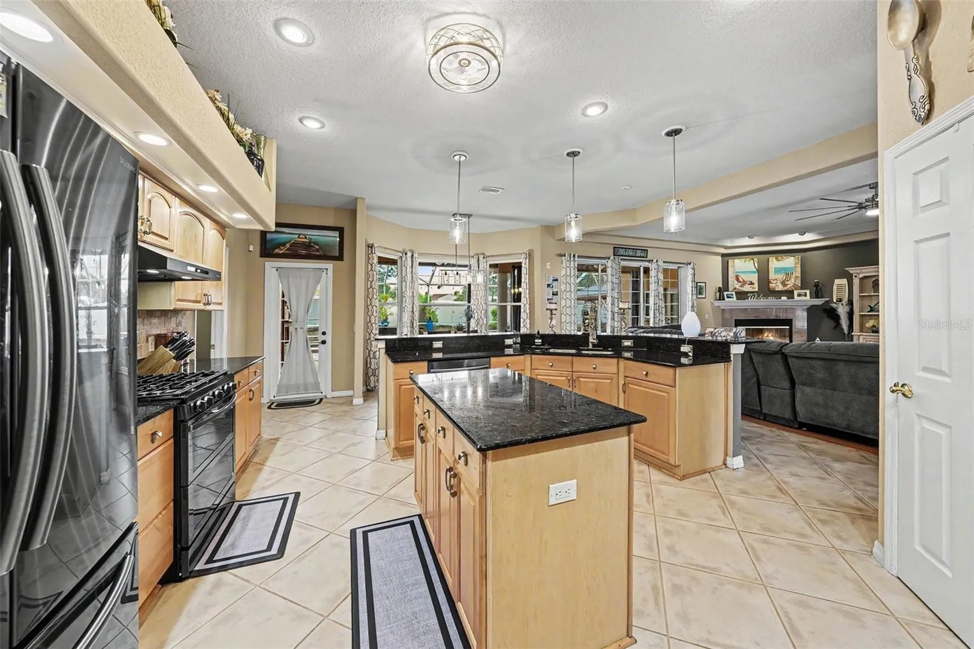 2305 Valrico Forest Drive Valrico FL 33594