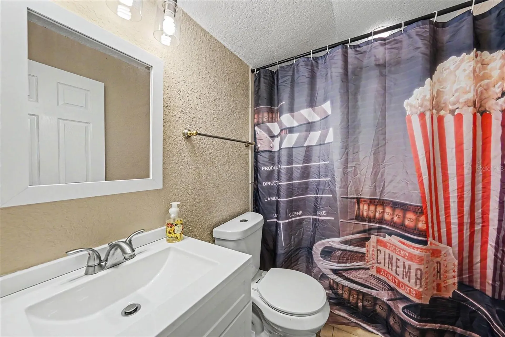 2305 Valrico Forest Drive Valrico FL 33594