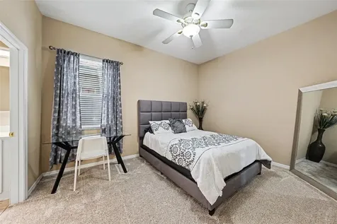2305 Valrico Forest Drive Valrico FL 33594