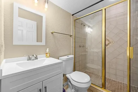 2305 Valrico Forest Drive Valrico FL 33594