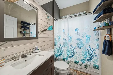 2305 Valrico Forest Drive Valrico FL 33594