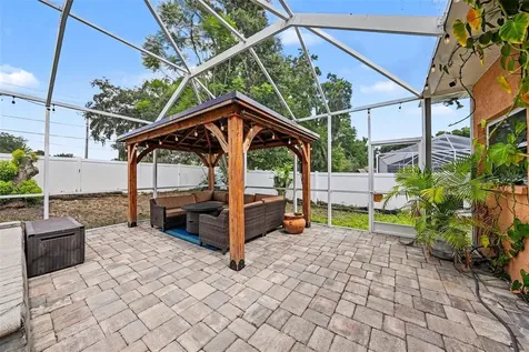 2305 Valrico Forest Drive Valrico FL 33594