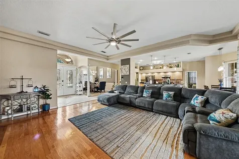 2305 Valrico Forest Drive Valrico FL 33594
