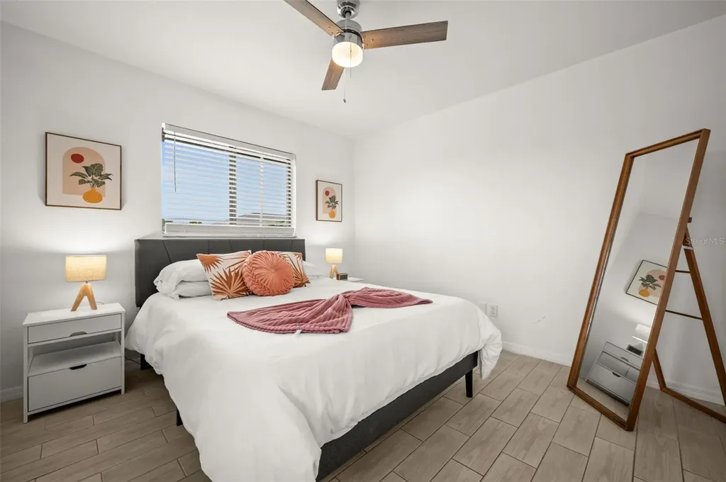 2102 SE 8th Street Cape Coral FL 33990