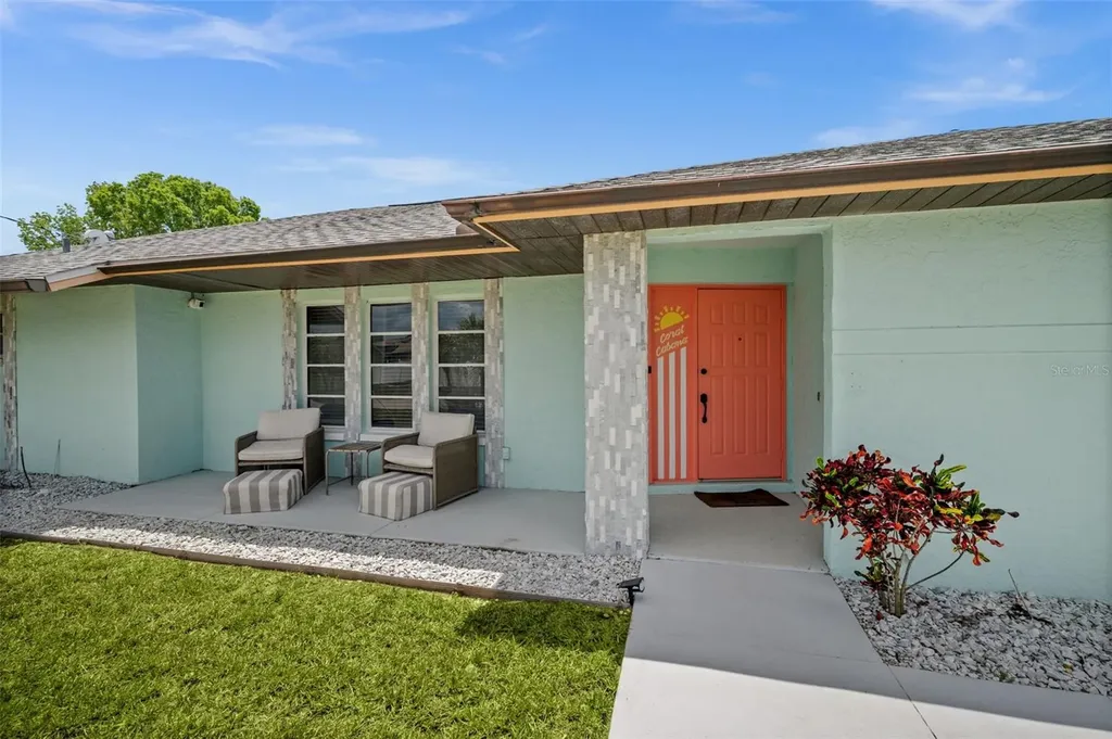 2102 SE 8th Street Cape Coral FL 33990