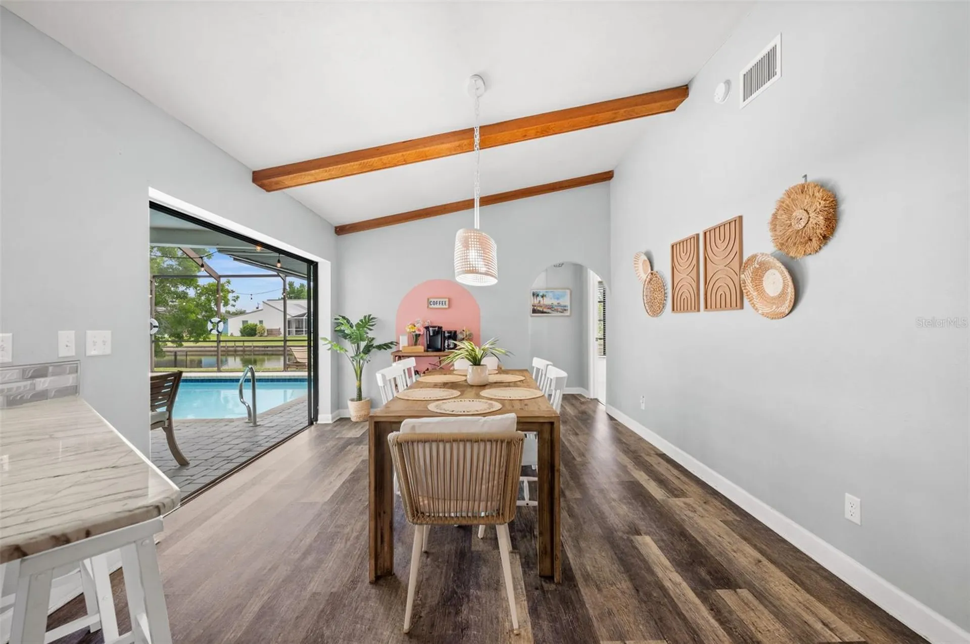 2102 SE 8th Street Cape Coral FL 33990