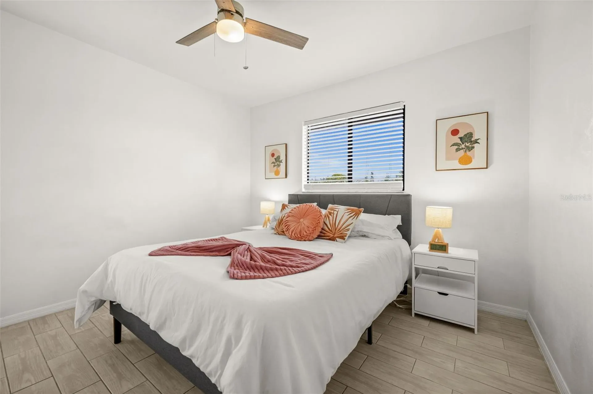 2102 SE 8th Street Cape Coral FL 33990