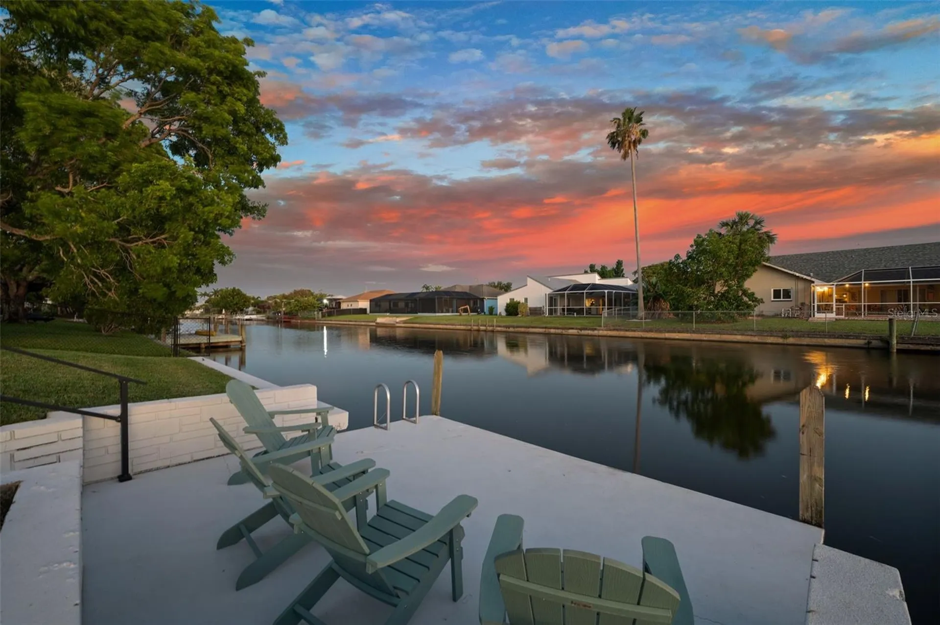 2102 SE 8th Street Cape Coral FL 33990