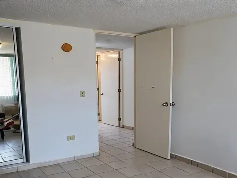 1 Cond Westernlake Village Mayaguez PR 00680