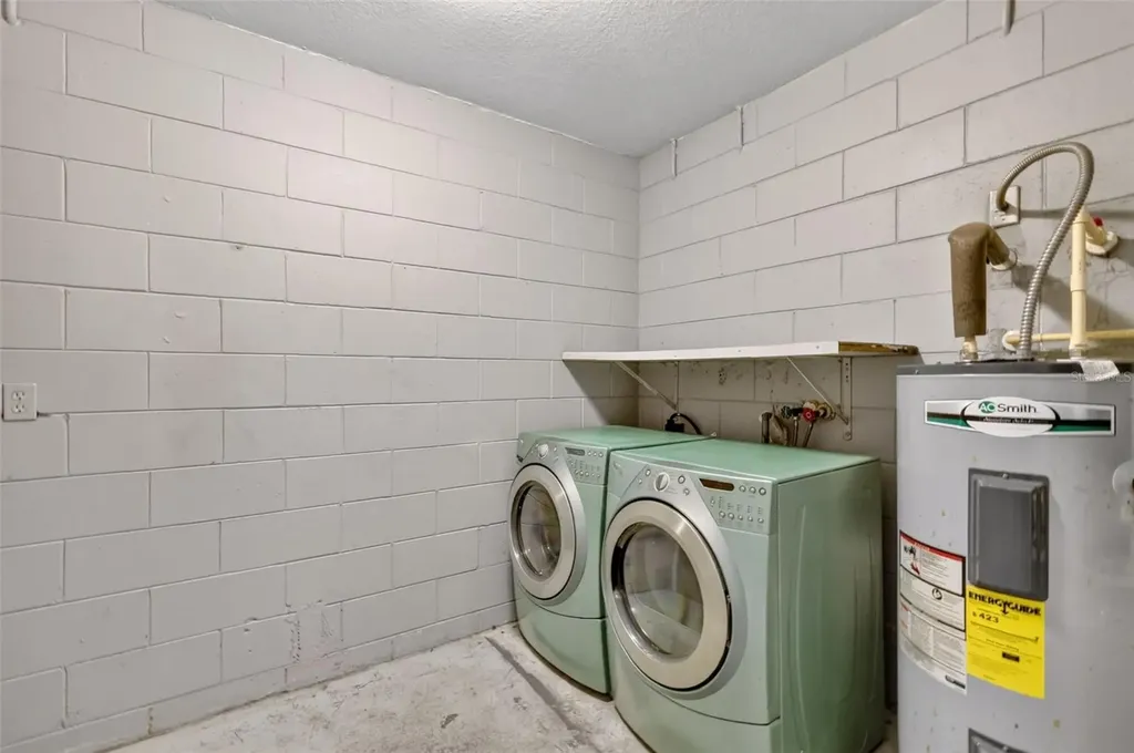 36 Bay Ridge Loop Mascotte FL 34753