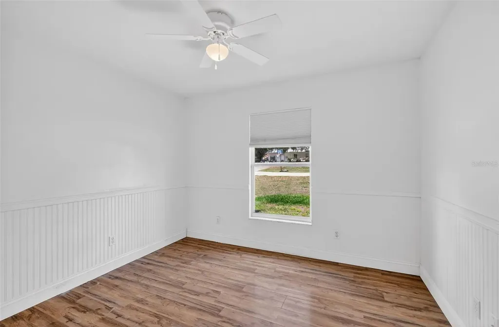 36 Bay Ridge Loop Mascotte FL 34753