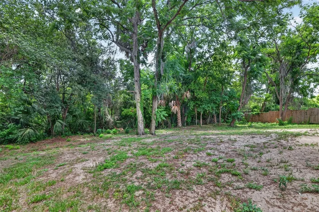 36 Bay Ridge Loop Mascotte FL 34753